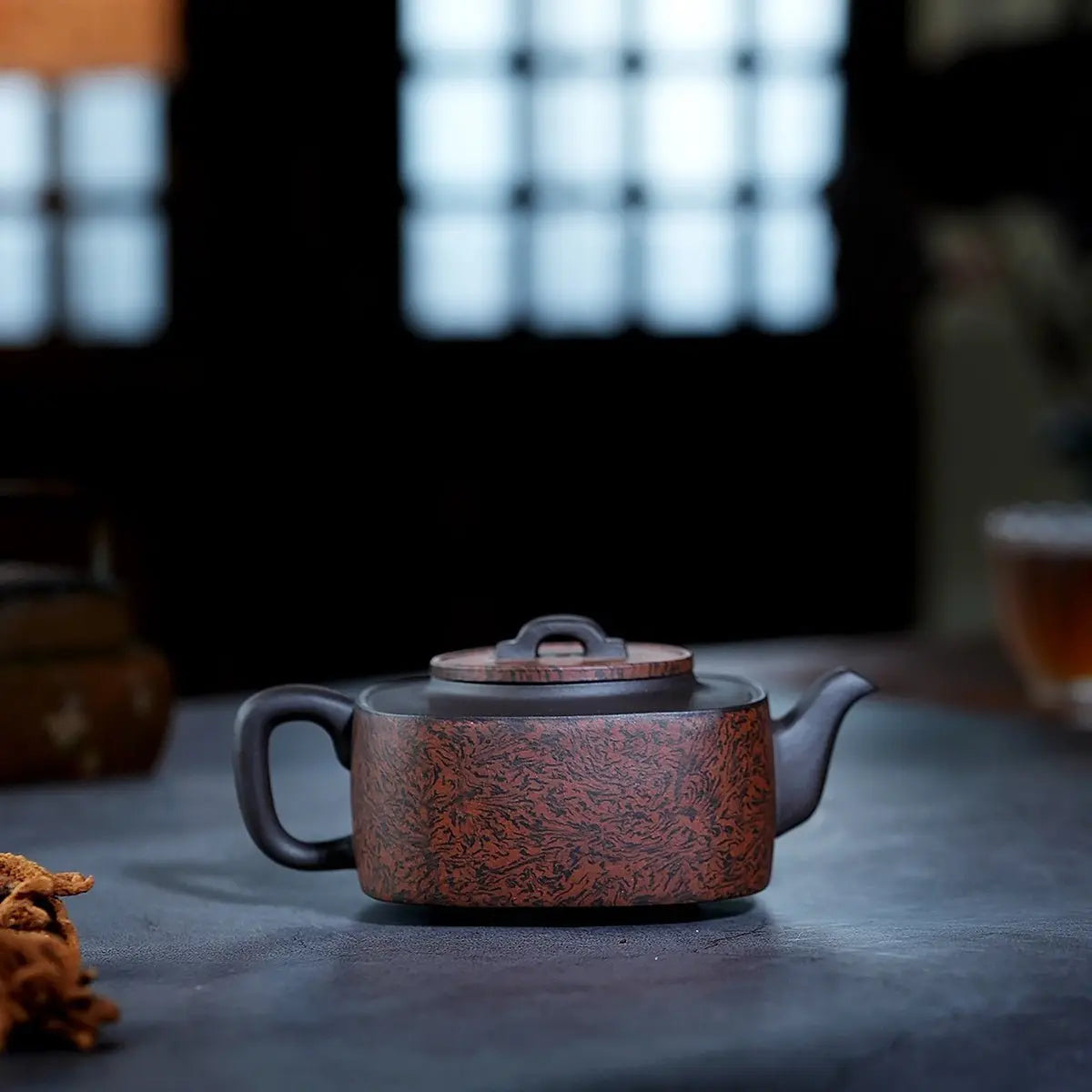 Ru Yi Si Fang 230cc - Yixing Handmade Teapot 江苏宜兴