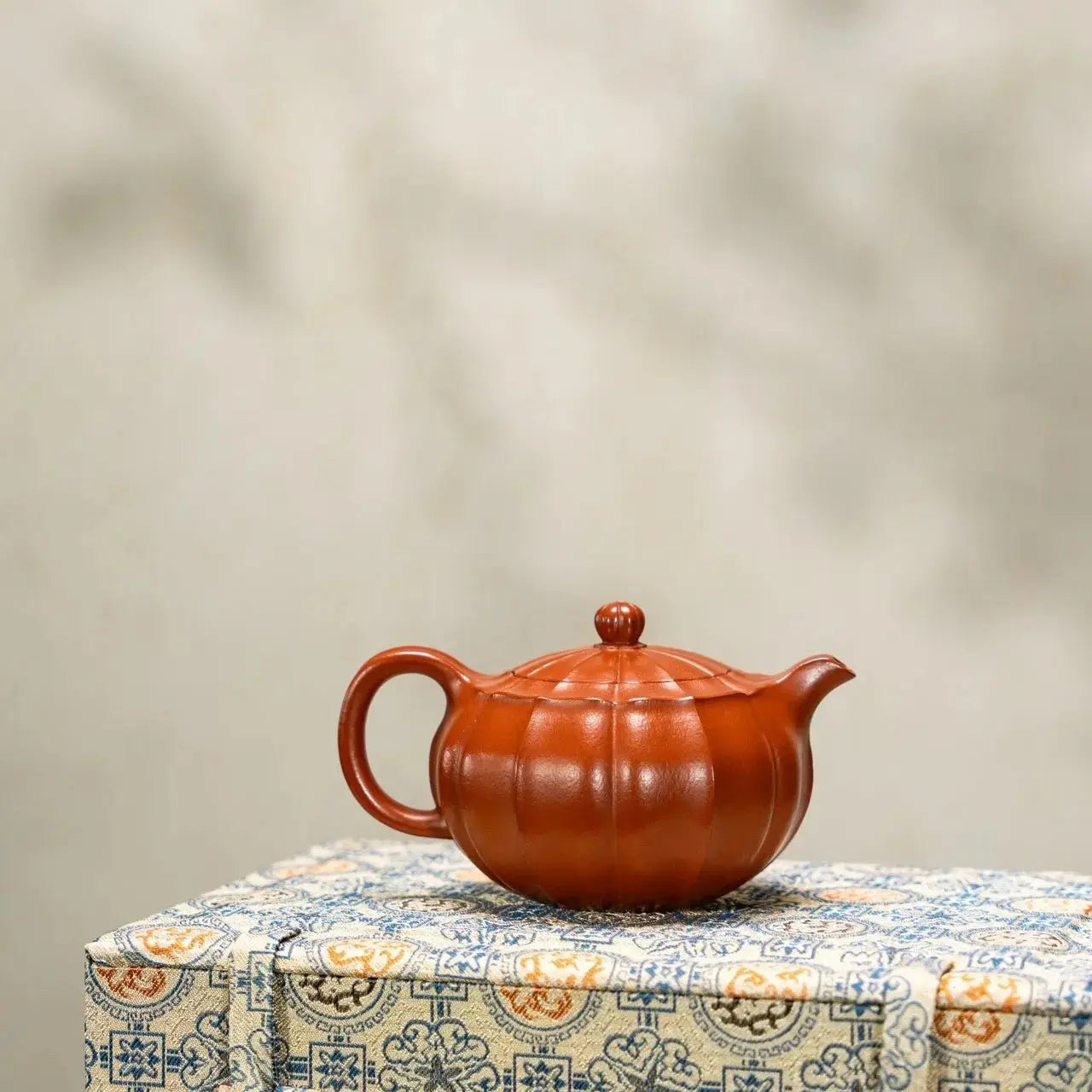 Ru Yuan 180cc - Yixing Handmade Teapot 江苏宜兴
