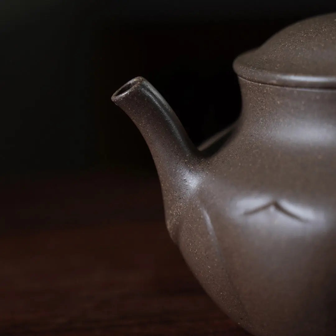 Rui Xiang 175cc - Yixing Handmade Teapot 江苏宜兴