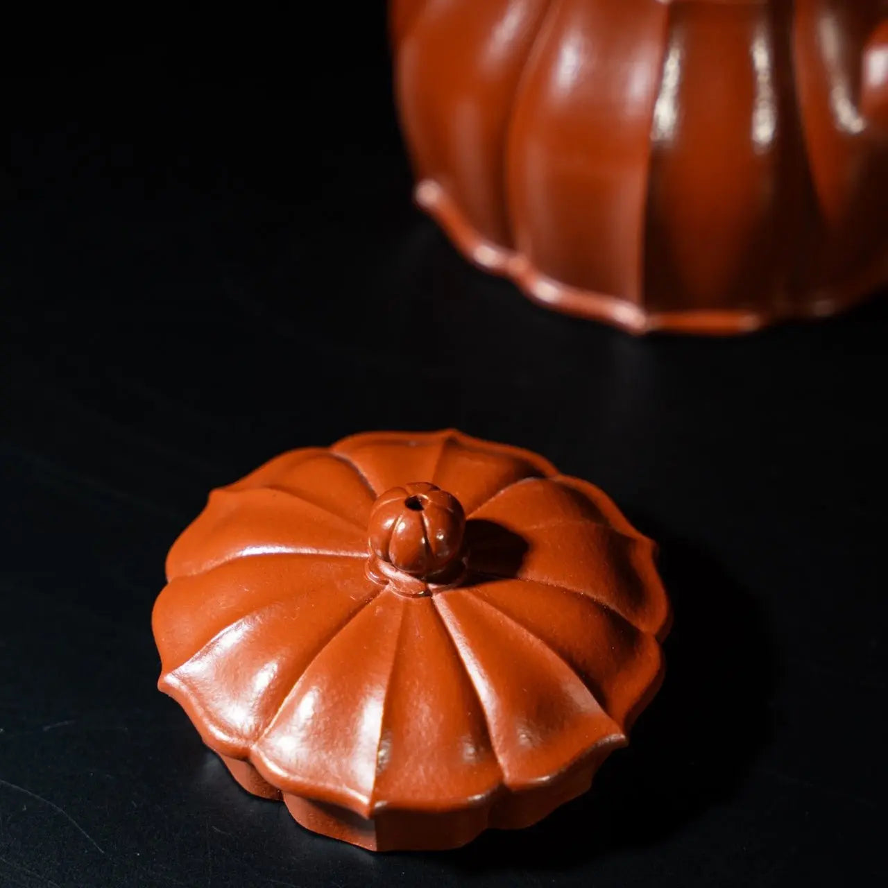 Ruo Xi 180cc - Yixing Handmade Teapot 江苏宜兴