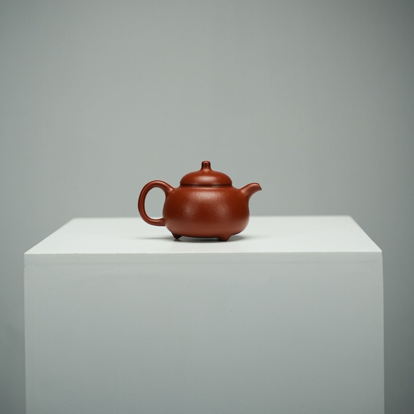 San Zu Ru Ding 150cc - Yixing Handmade Teapot 江苏宜兴