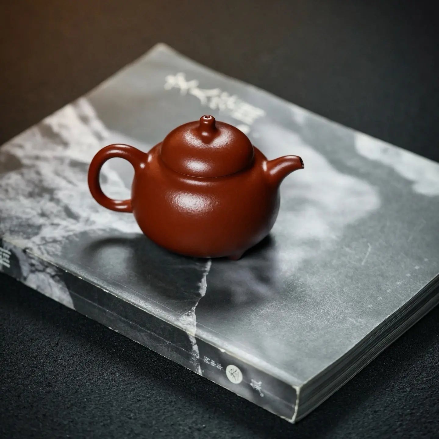 San Zu Ru Ding 150cc - Yixing Handmade Teapot 江苏宜兴