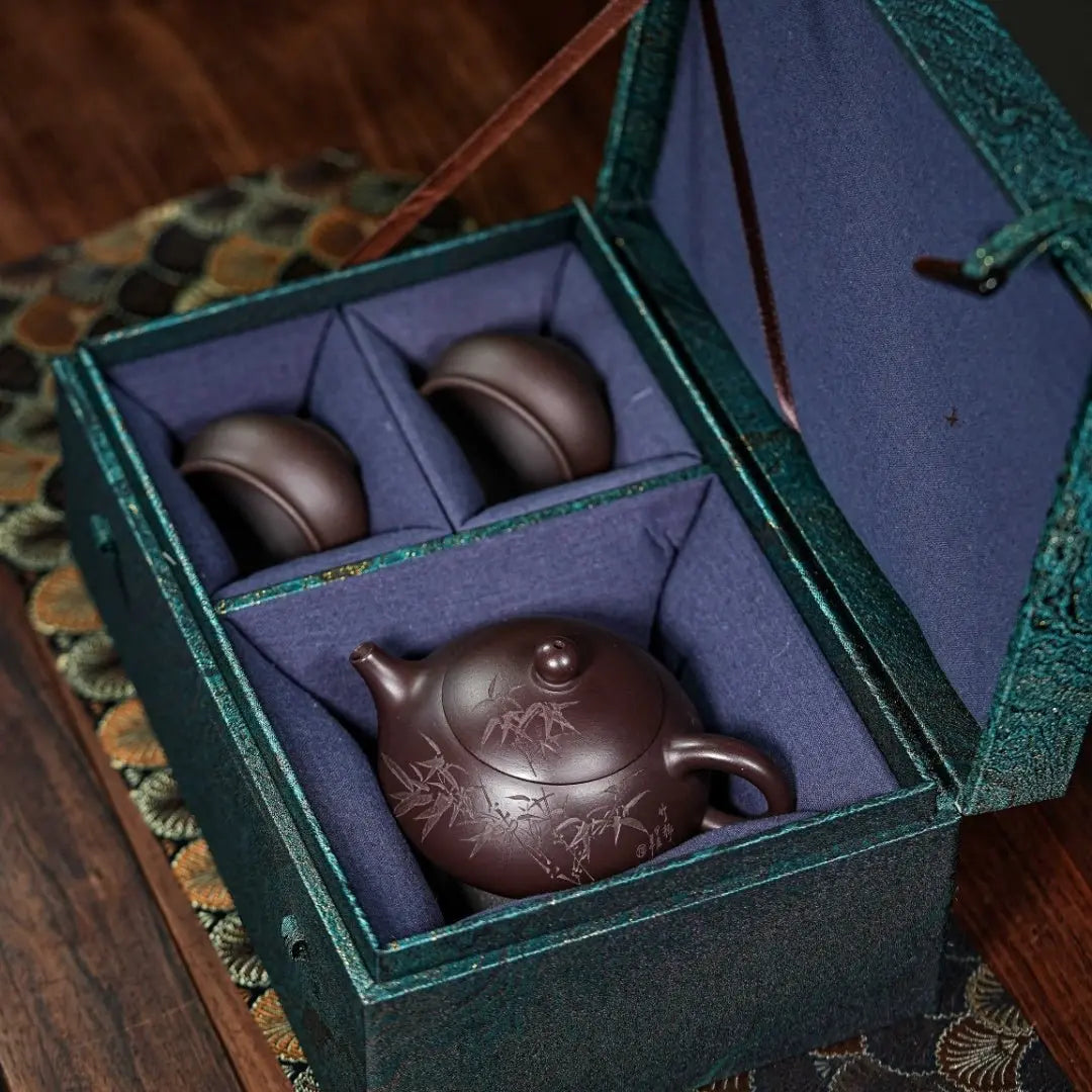 San Zu Yu Ru 175cc - Yixing Handmade Teapot 江苏宜兴