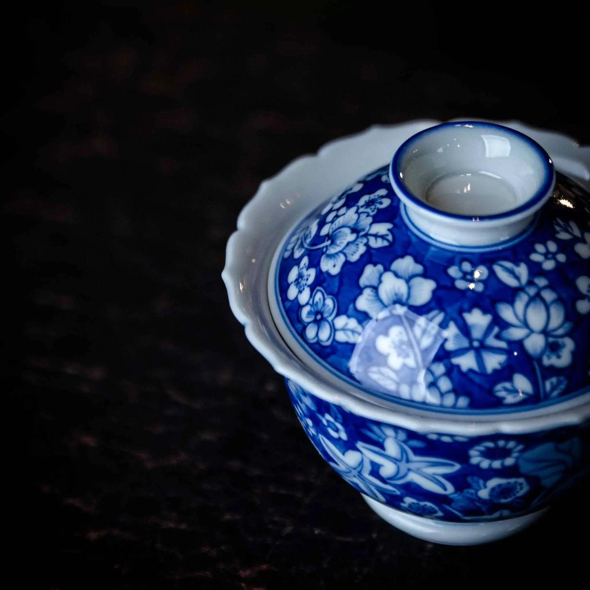 Shan Cha Hua 110cc - Jing De Zhen Porcelain Gaiwan zycschina