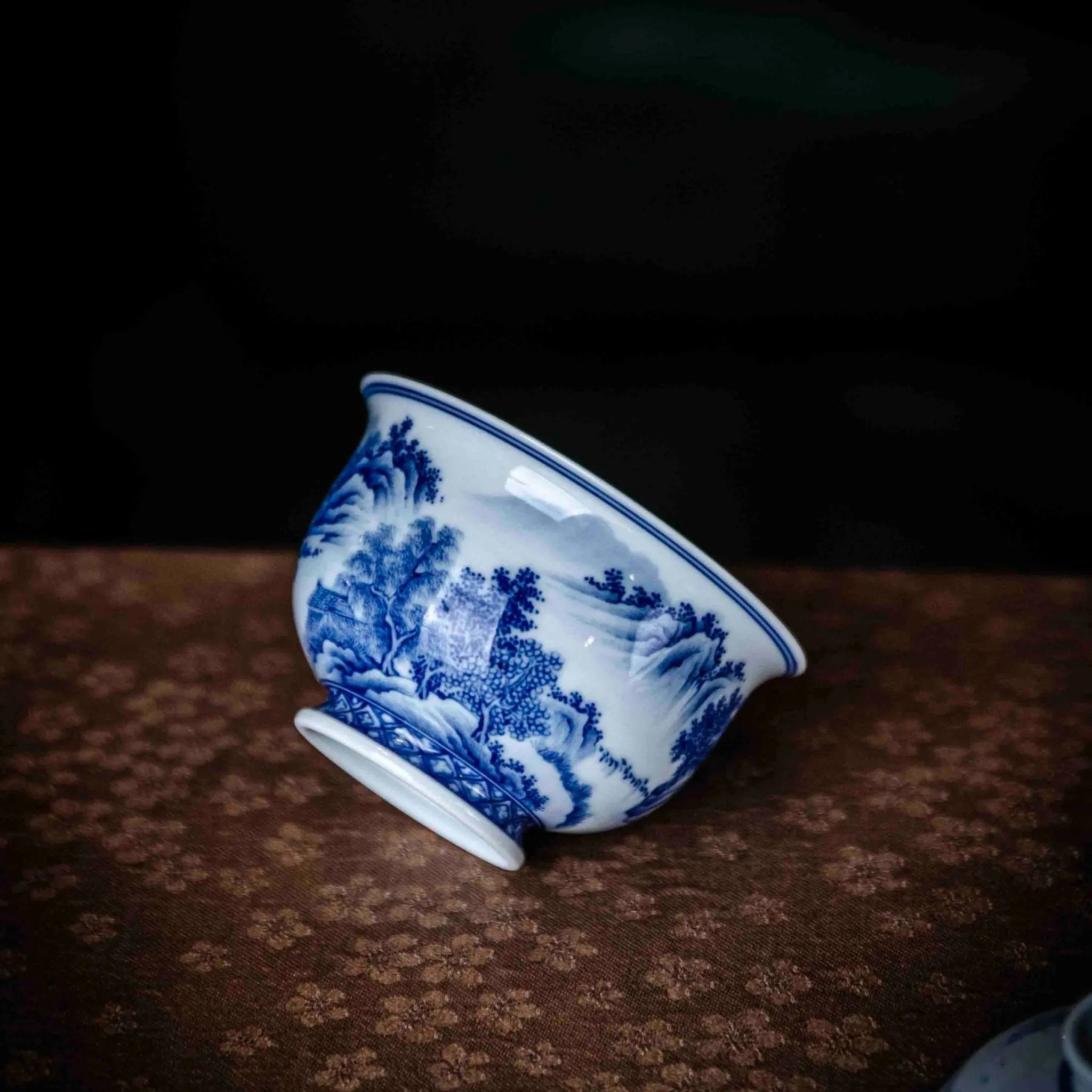 Shan Shui 110cc - Jing De Zhen Porcelain Gaiwan zycschina