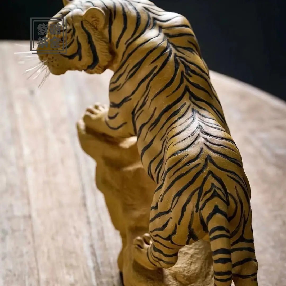 Shang Shan Hu - Zisha Sculpture 江苏宜兴