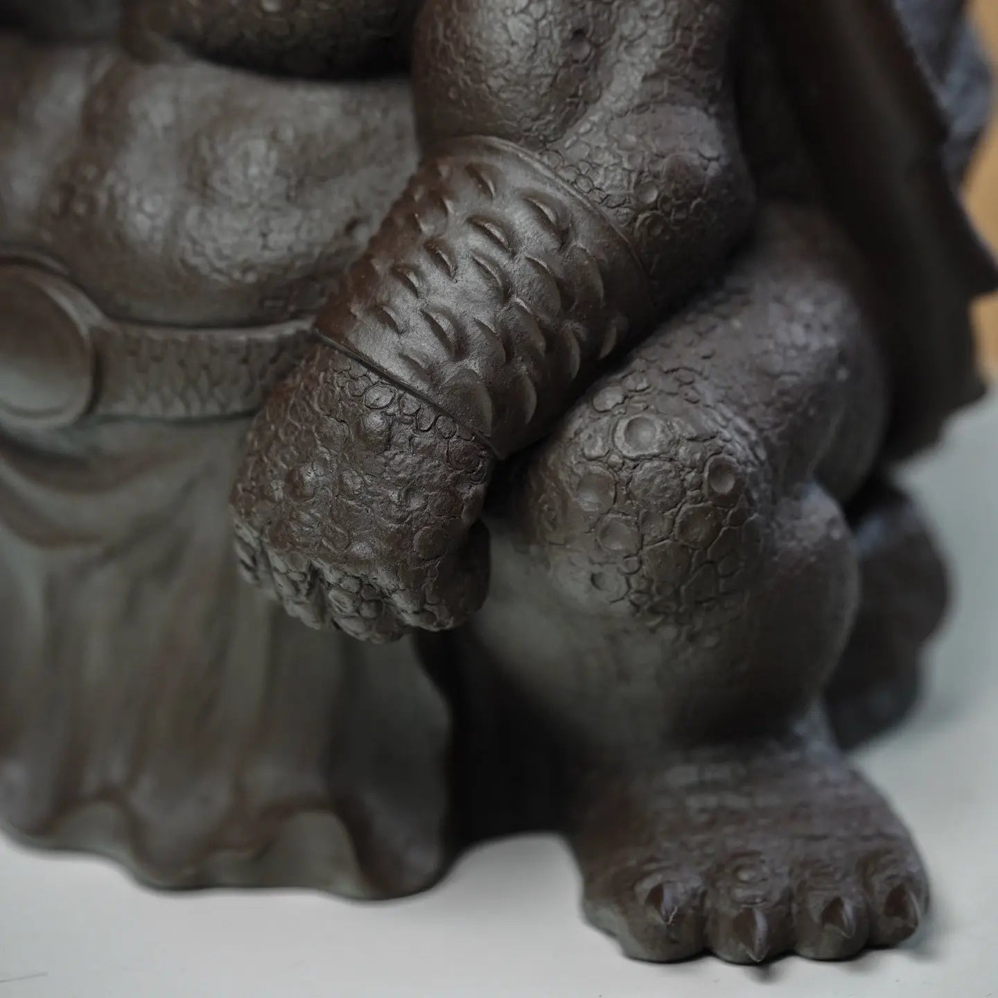 Shen Shou Xuan Wu - Zisha Sculpture 江苏宜兴