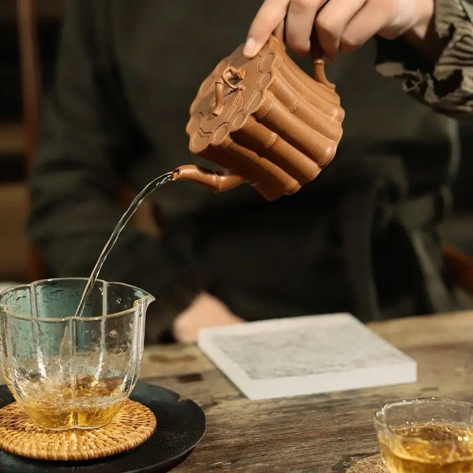 Shi Ee Zhu Jie 210cc - Yixing Handmade Teapot 江苏宜兴