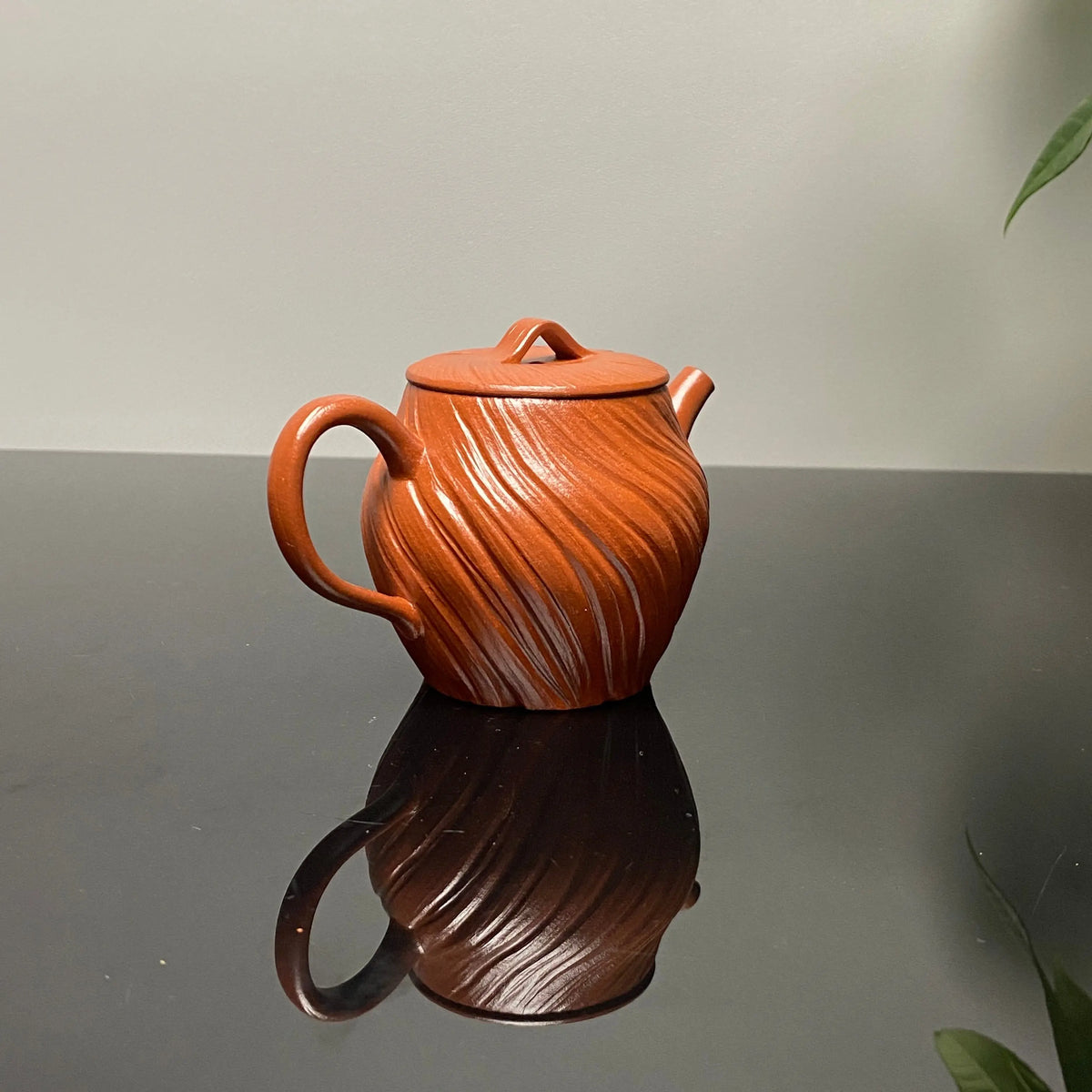 Shi Lai Yun Zhuan 150cc - Yixing Handmade Teapot 江苏宜兴