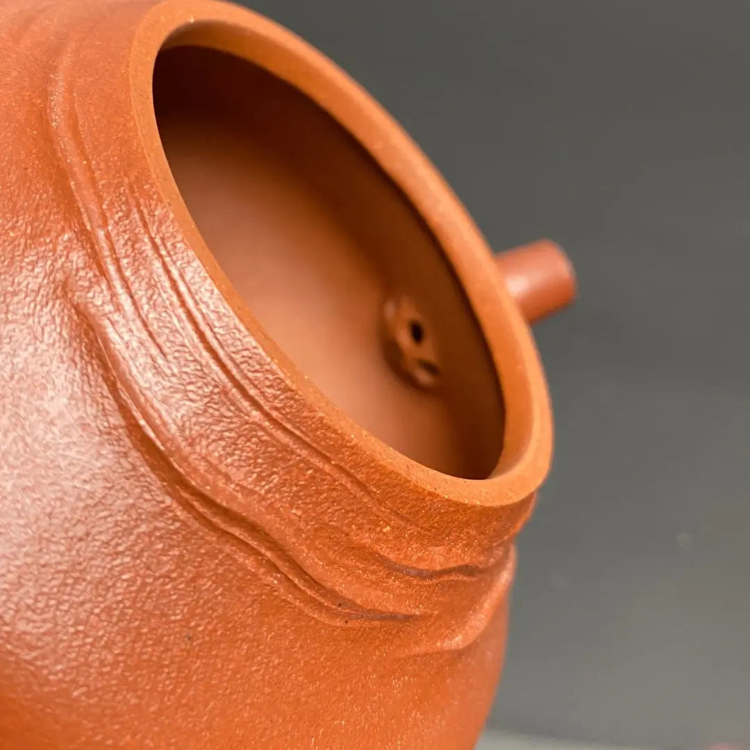 Shi Lai Yun Zhuan 160cc - Yixing Handmade Teapot 江苏宜兴