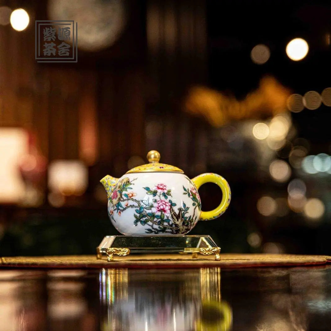 Shi Liu Xi Shi - Jing De Zhen Porcelain Teapot zycschina