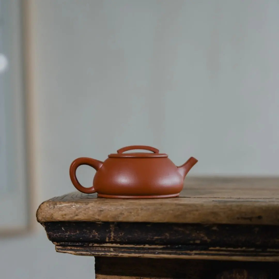 Shi Piao 200cc - Yixing Handmade Teapot 江苏宜兴