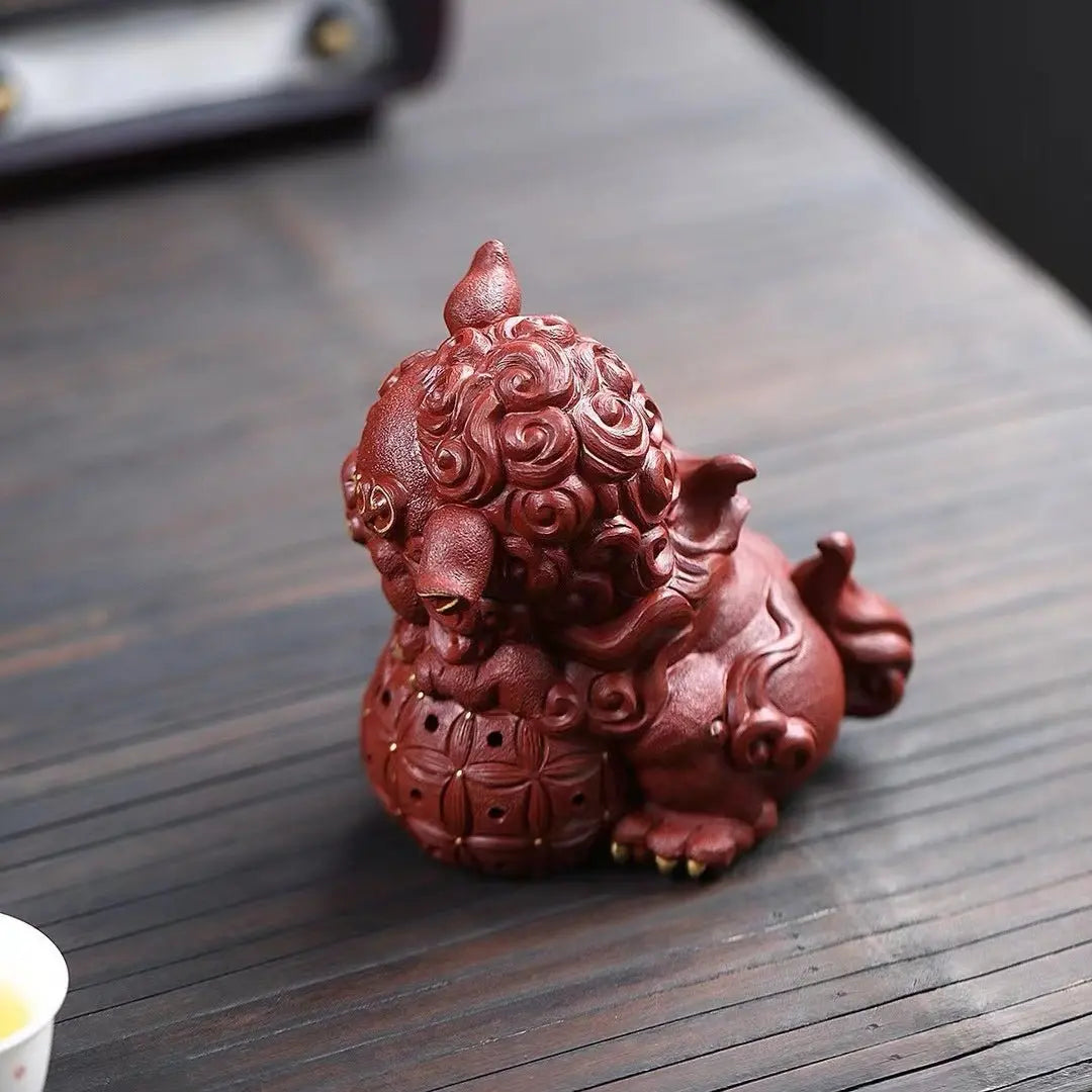 Shi Shi Ru Yi - Tea Pet 江苏宜兴