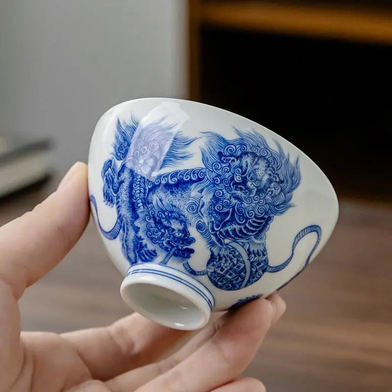 Shi Zi Xiu Qiu 150cc - Jing De Zhen Porcelain Gaiwan zycschina