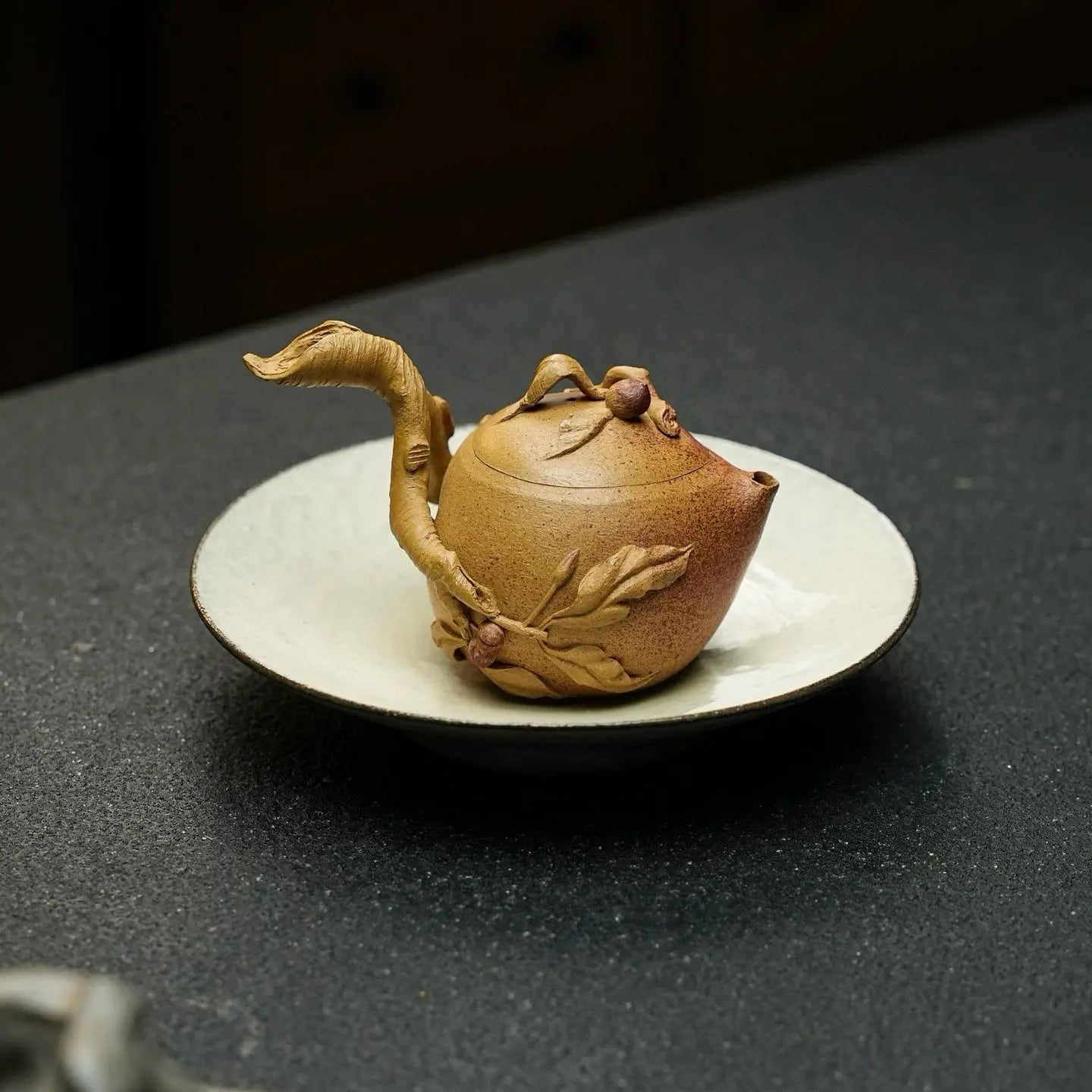 Shou Tao 85cc - Yixing Handmade Teapot 江苏宜兴
