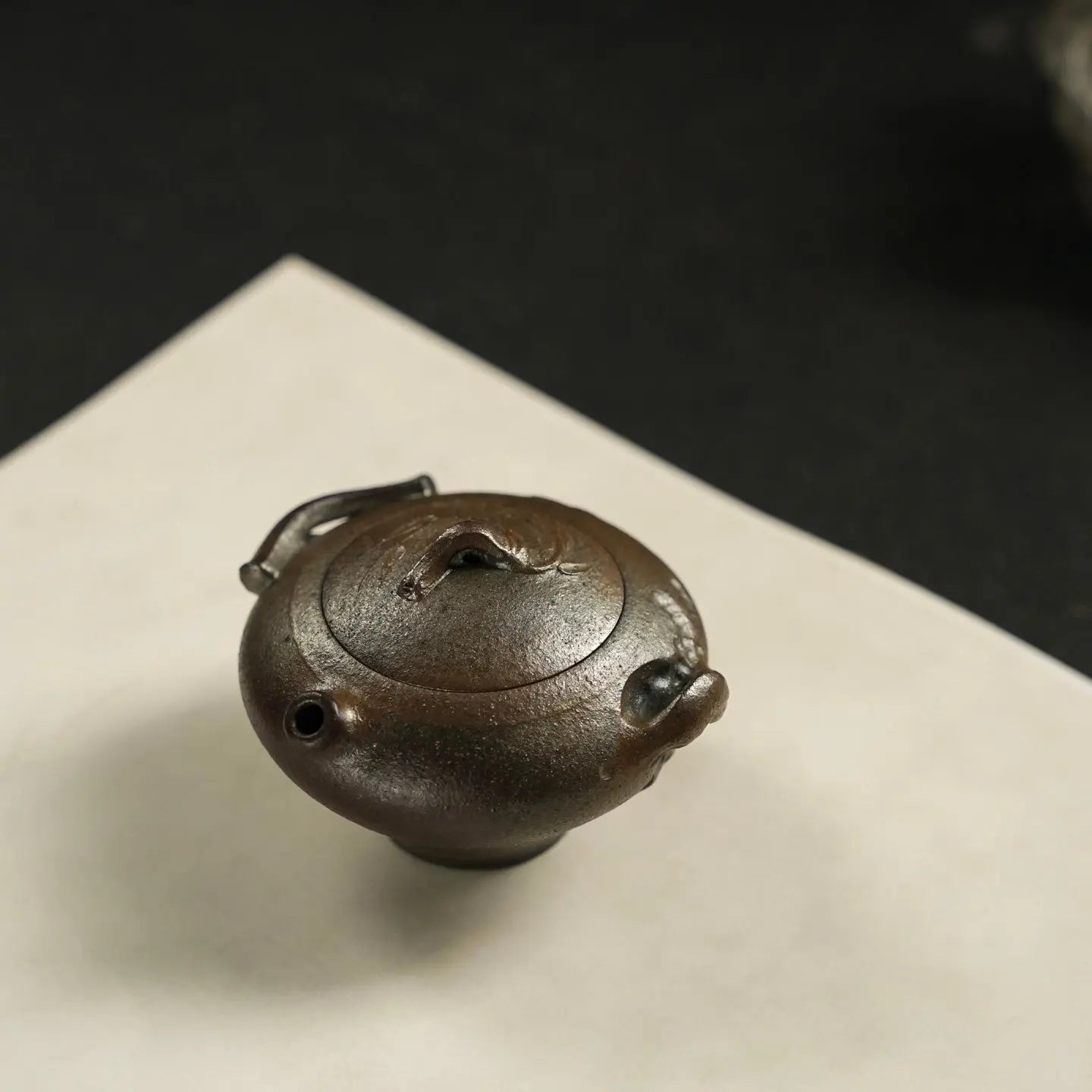 Shou Zhua Bao Ping 85cc - Yixing Handmade Teapot 江苏宜兴