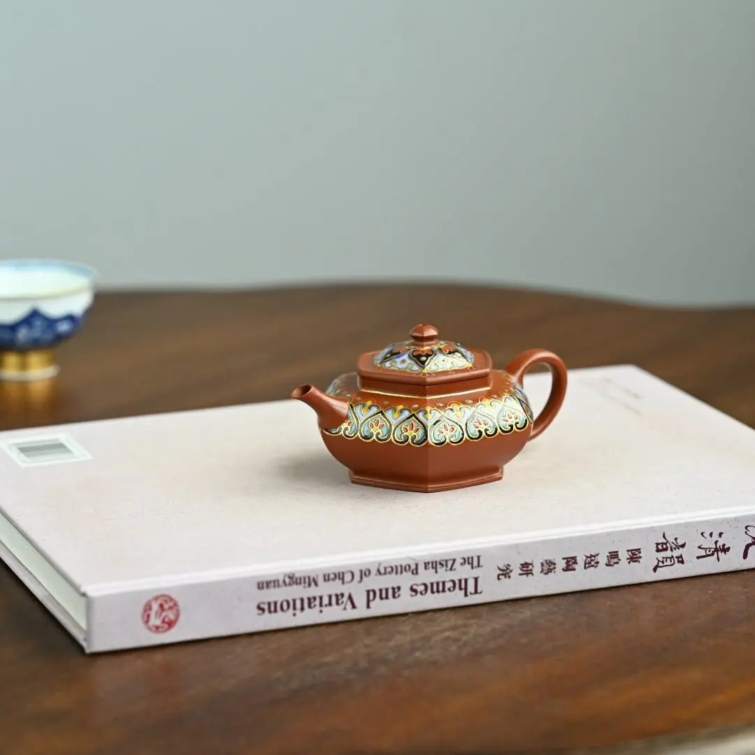 Shu He 100cc - Yixing Handmade Teapot 江苏宜兴