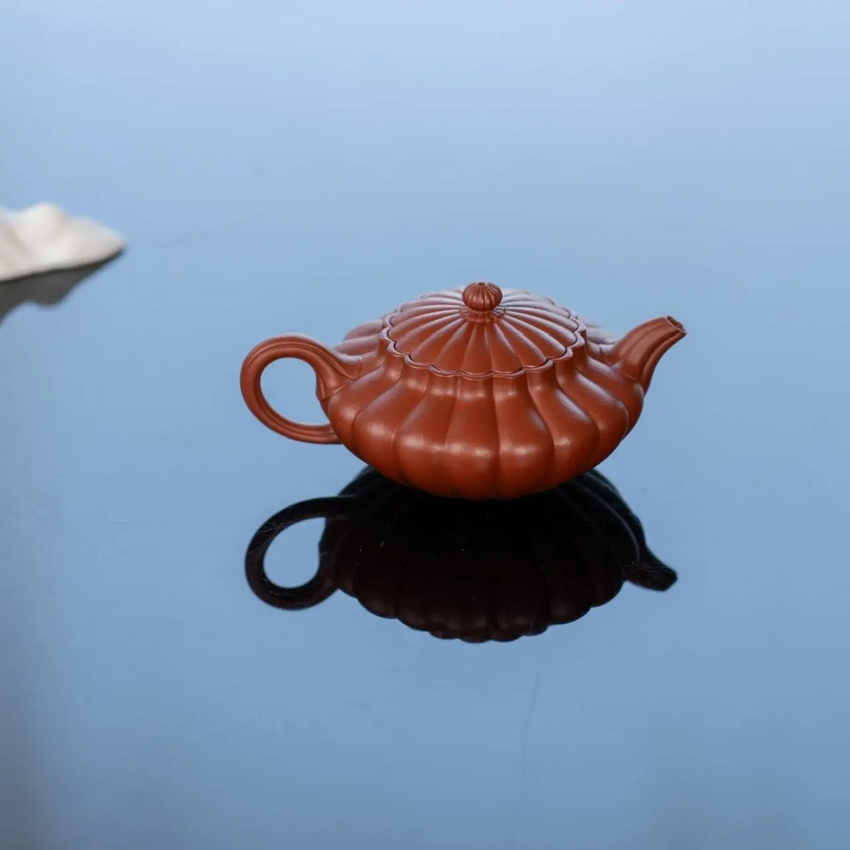 Shu He 140cc - Yixing Handmade Teapot 江苏宜兴