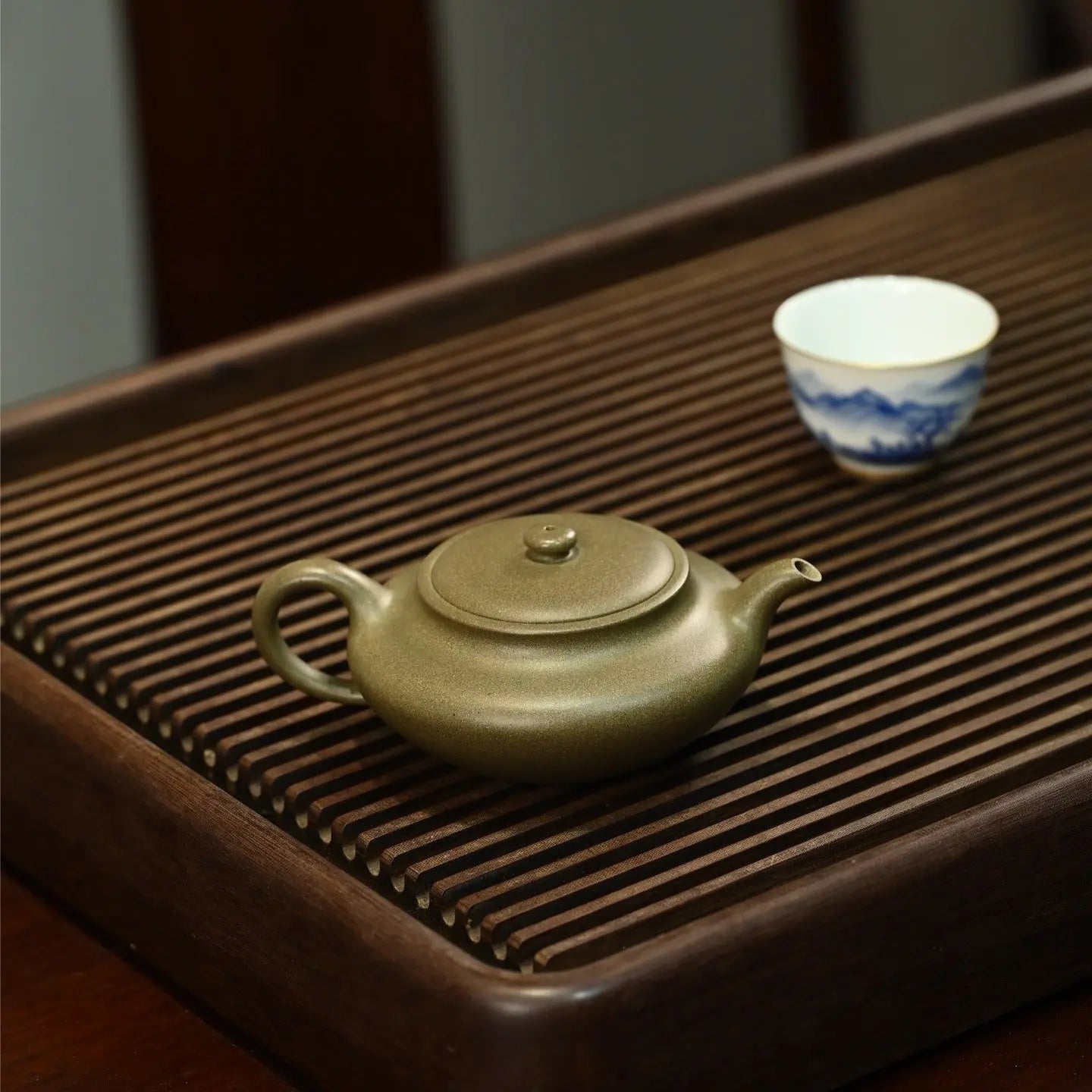 Shu He 220cc - Yixing Handmade Teapot 江苏宜兴