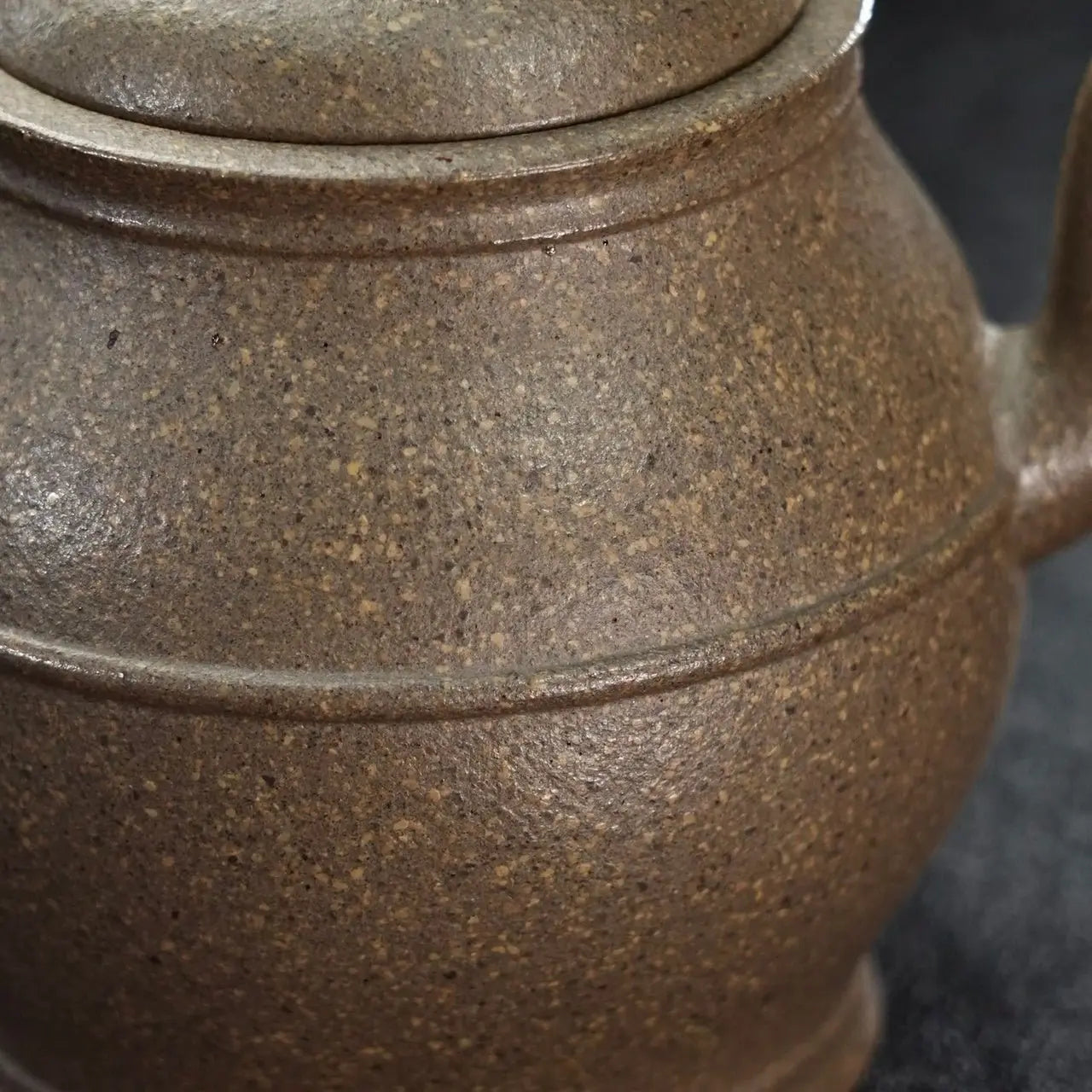 Shu Yao Gong Deng 180cc - Yixing Handmade Teapot 江苏宜兴