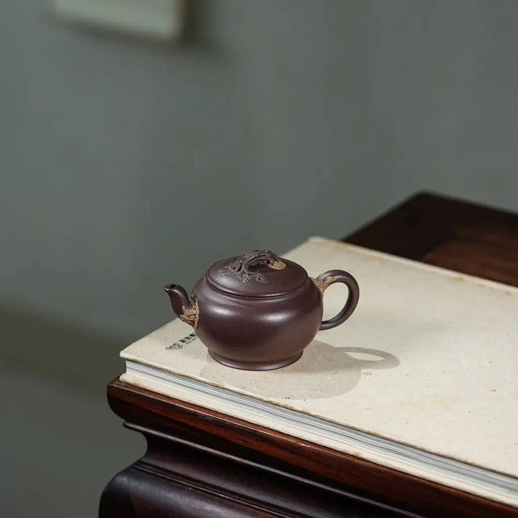 Shu Zhuang 130cc - Yixing Handmade Teapot 江苏宜兴