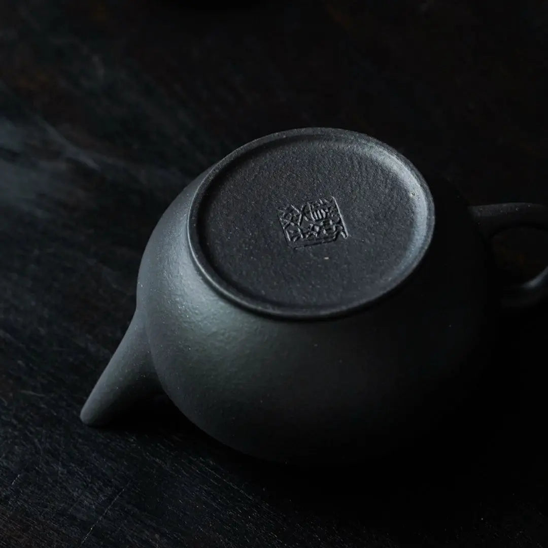 Shui Ping 100cc - Yixing Handmade Teapot 江苏宜兴