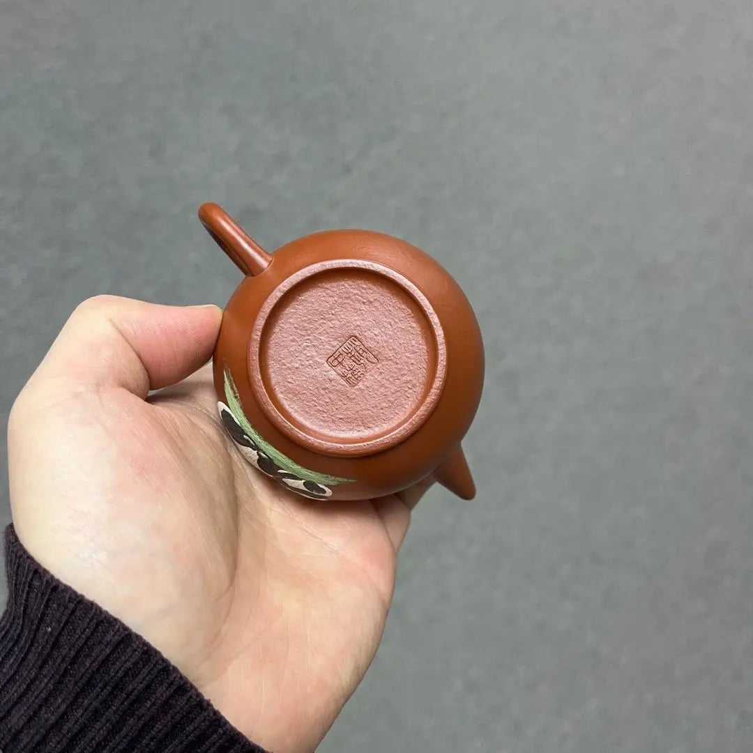 Shui Ping 130cc - Yixing Handmade Teapot 江苏宜兴