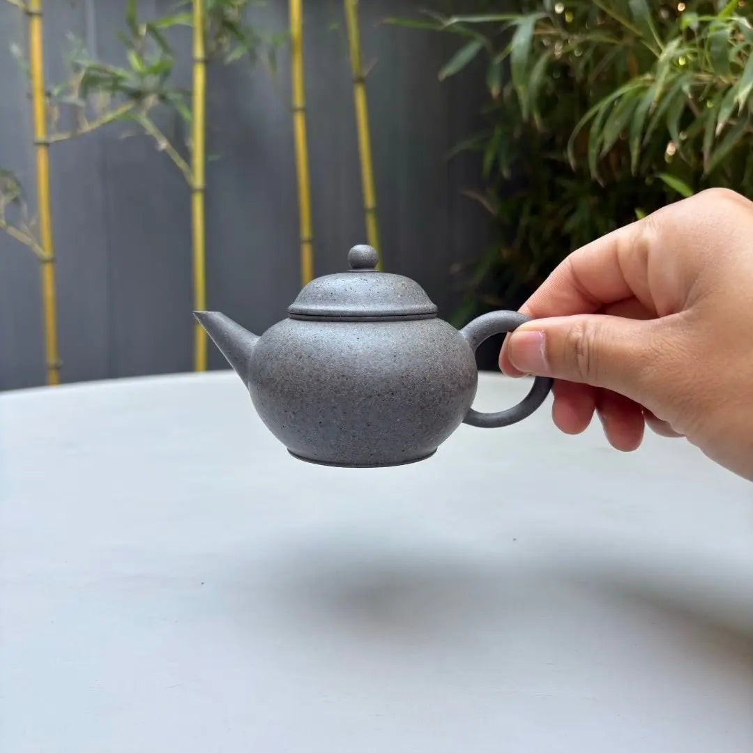 Shui Ping 150cc - Yixing Handmade Teapot 江苏宜兴