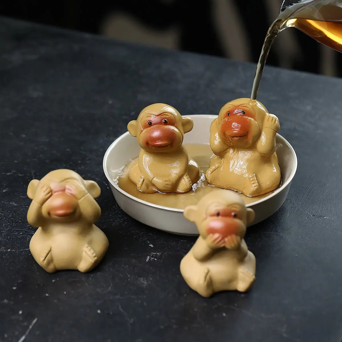 Si Bu Hou - Tea Pet 江苏宜兴
