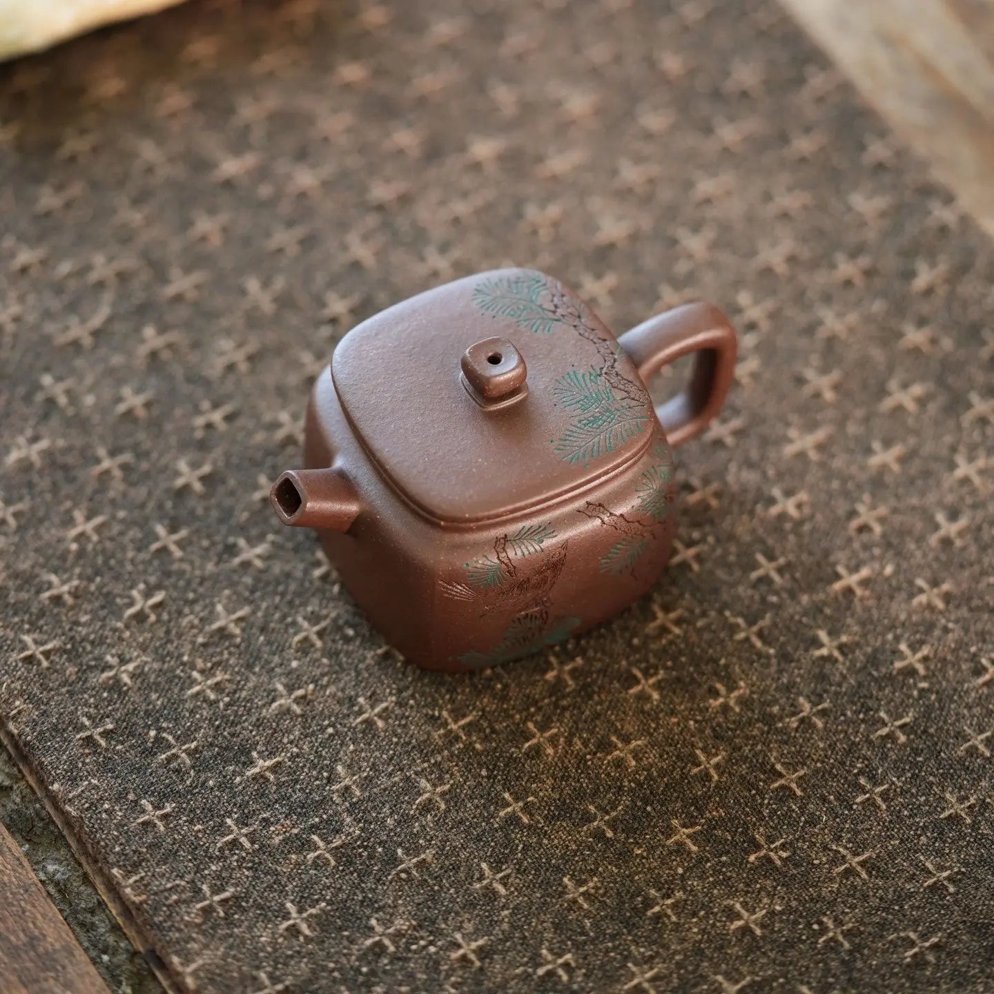 Si Fang De Zhong 100cc - Yixing Handmade Teapot 江苏宜兴