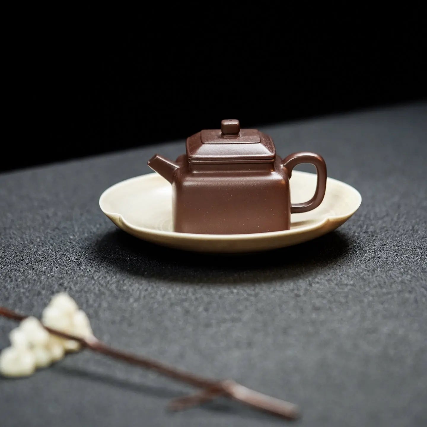 Si Fang De Zhong 130cc - Yixing Handmade Teapot 江苏宜兴