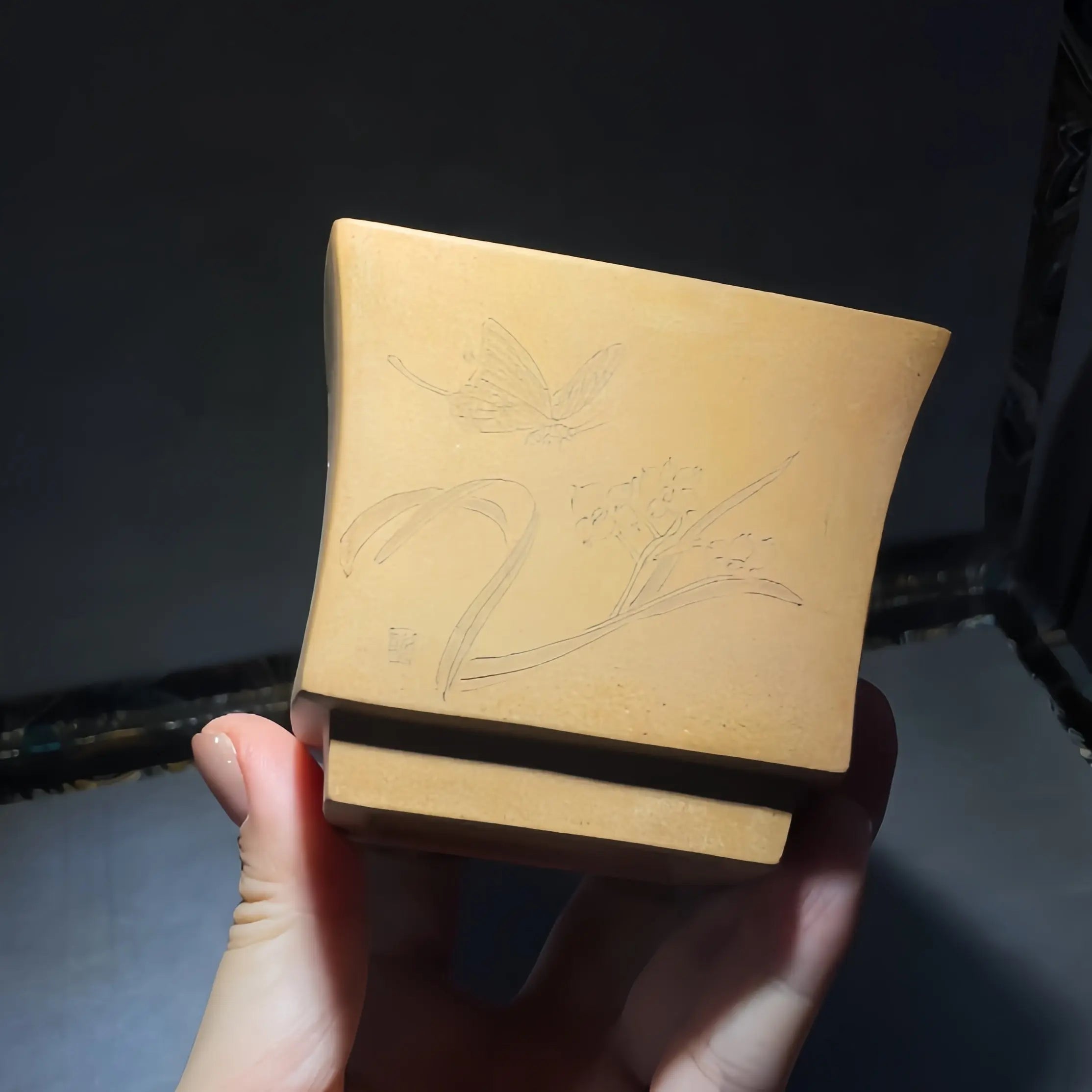 Si Fang Dou Pen - Yixing bonsai pot 江苏宜兴