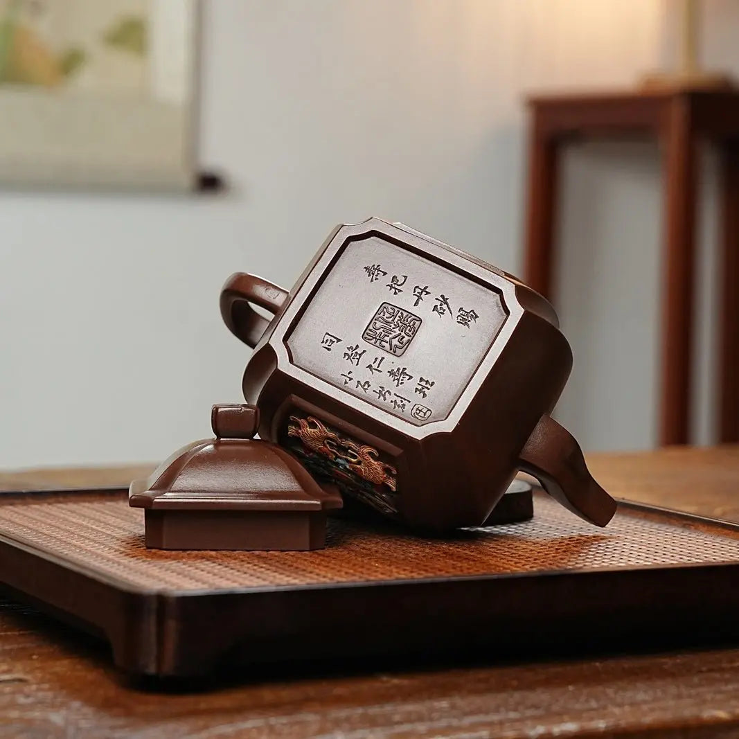 Si Fang Gong Deng 400cc - Yixing Handmade Teapot 江苏宜兴
