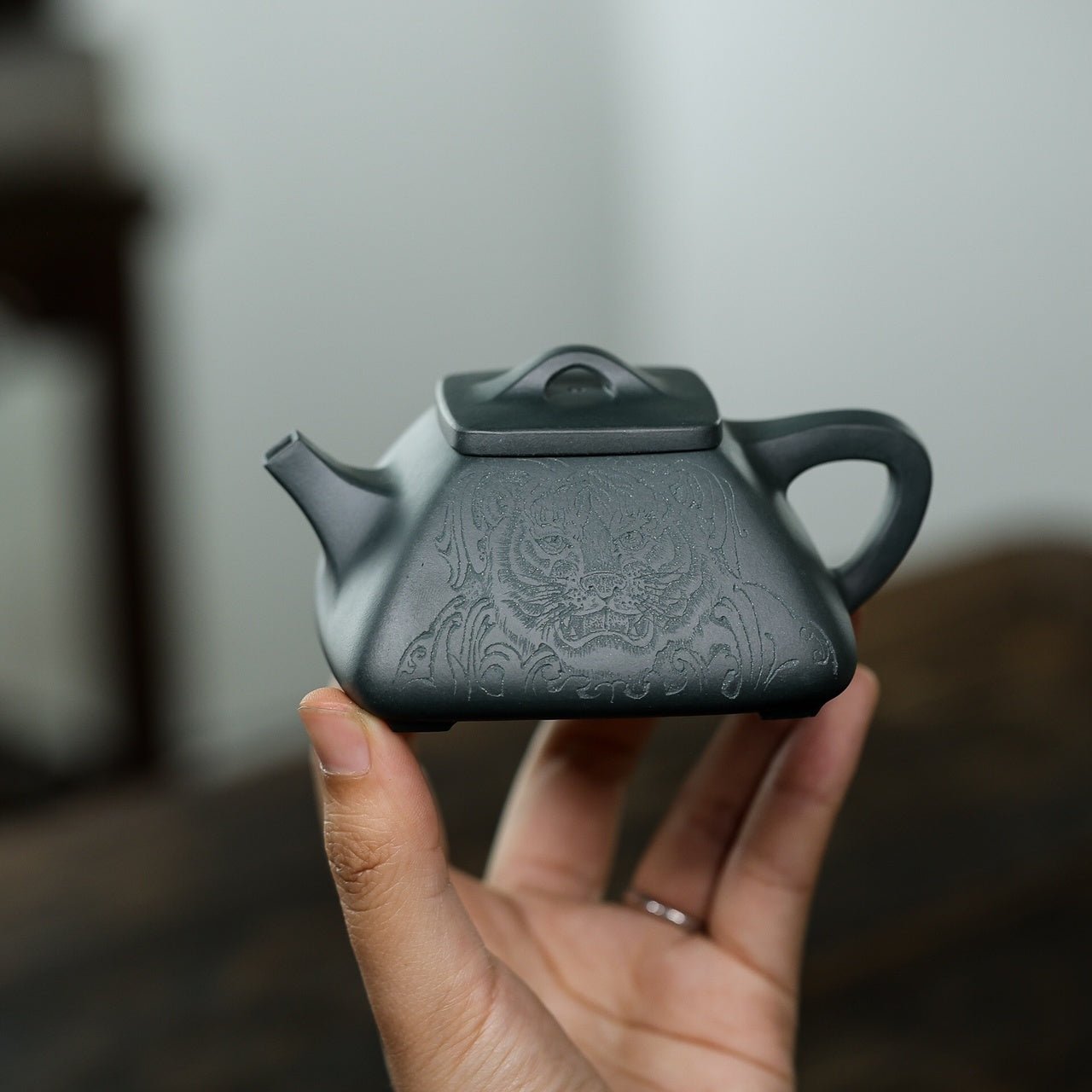 Si Fang Shi Piao 190cc - Yixing Handmade Teapot 江苏宜兴