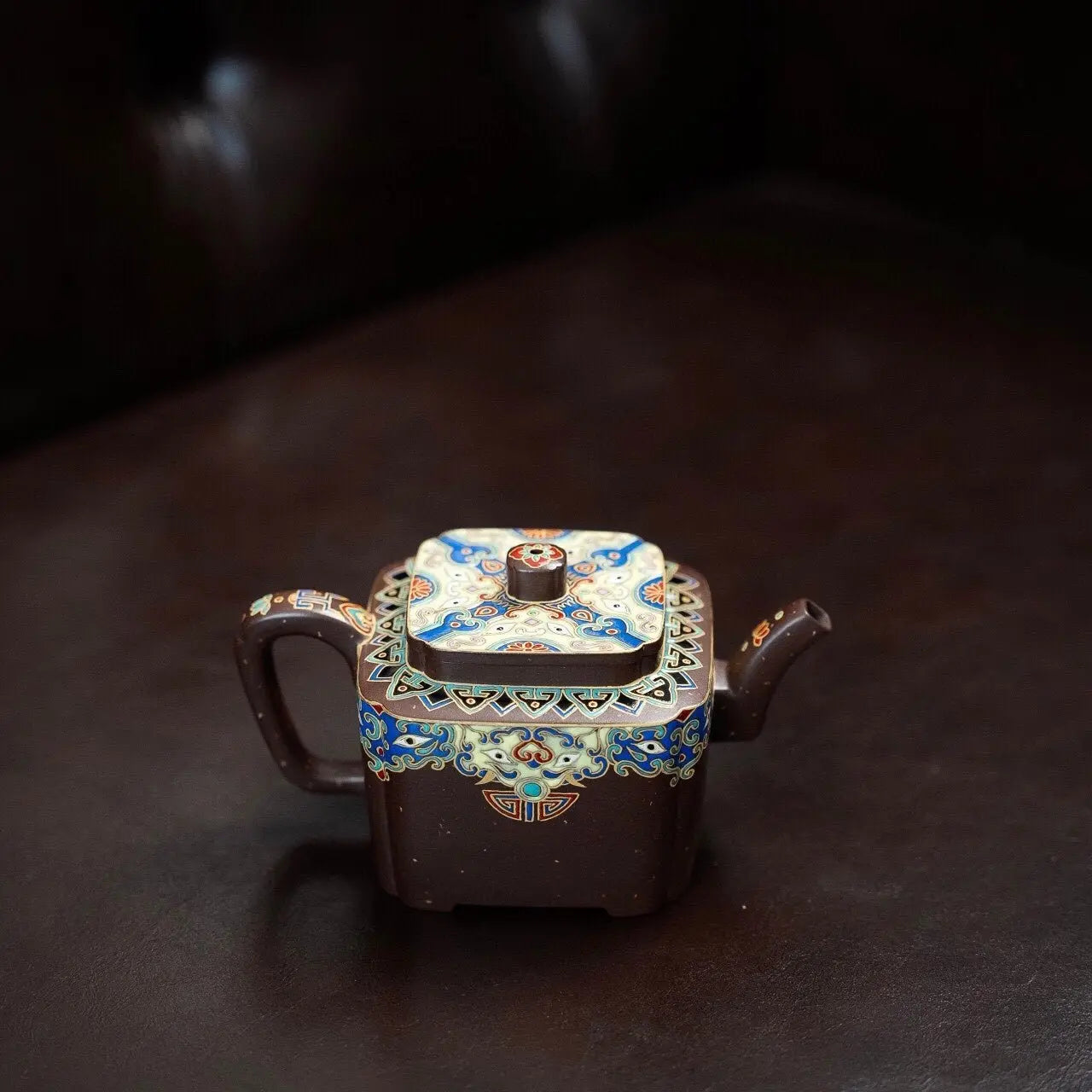 Si Fang Tong Chun 180cc - Yixing Handmade Teapot 江苏宜兴