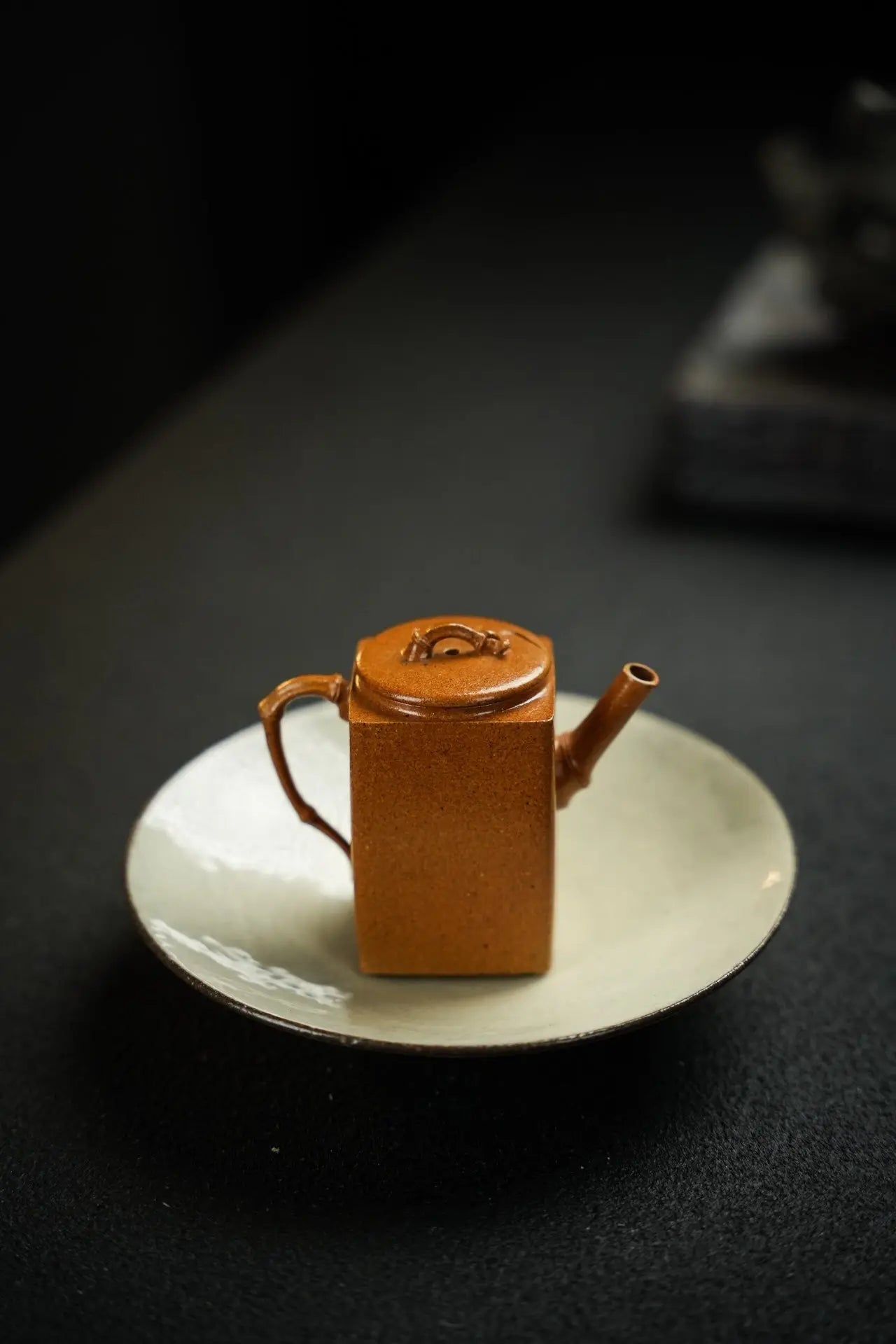 Si Fang Xiao Zhu Jun 100cc - Yixing Handmade Teapot 江苏宜兴