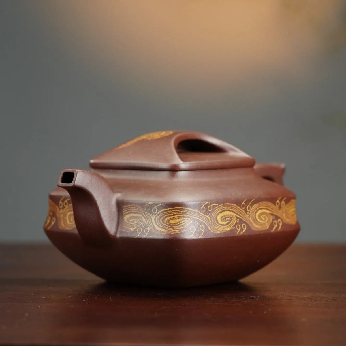 Si Hai Sheng Ping 425cc - Yixing Handmade Teapot 【DM for price】 江苏宜兴