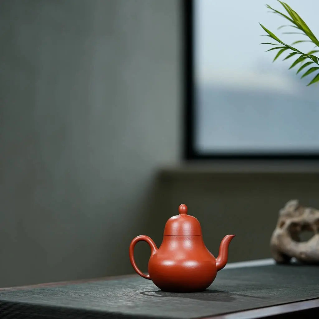 Si Ting 175cc - Yixing Handmade Teapot 江苏宜兴