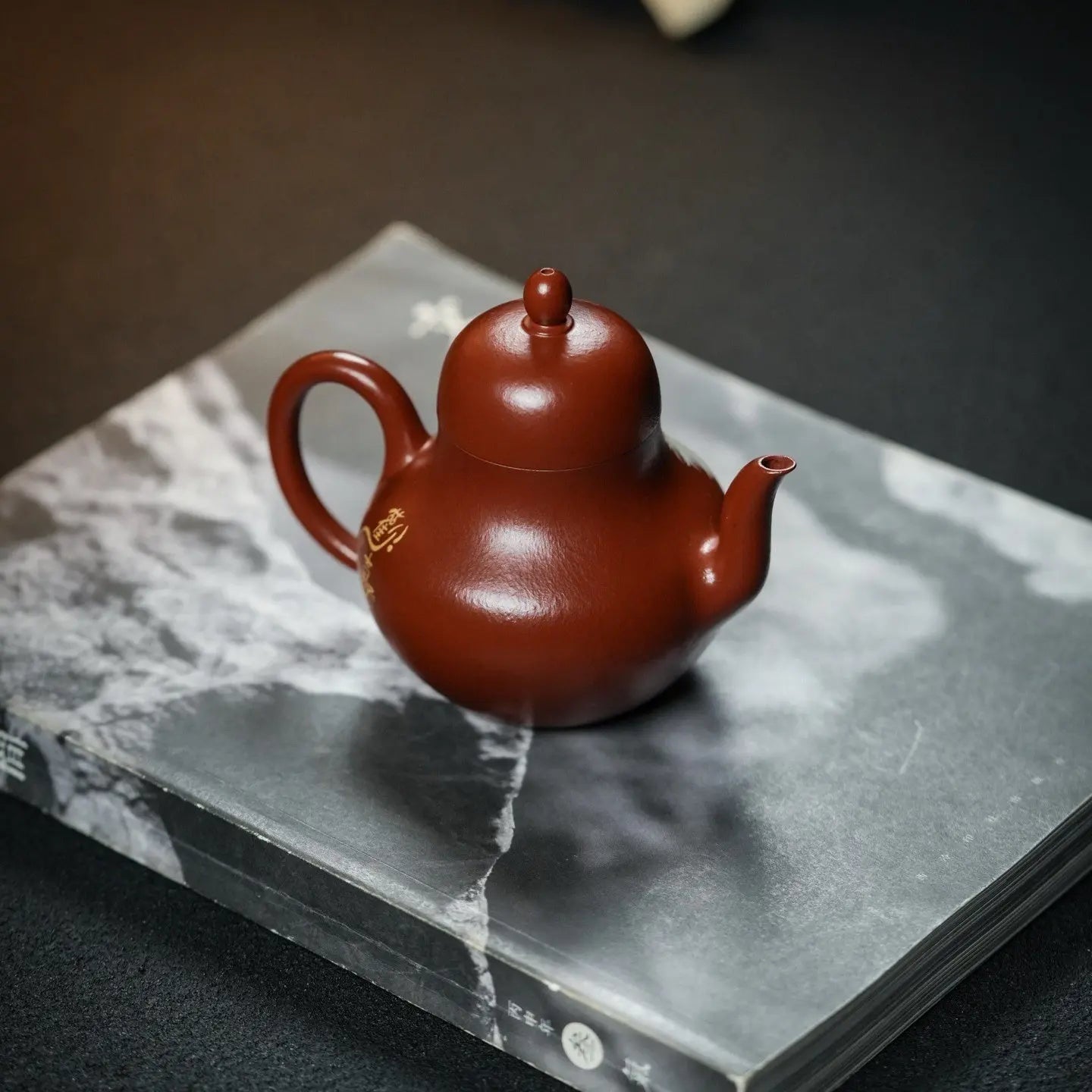 Si Ting 200cc - Yixing Handmade Teapot 江苏宜兴