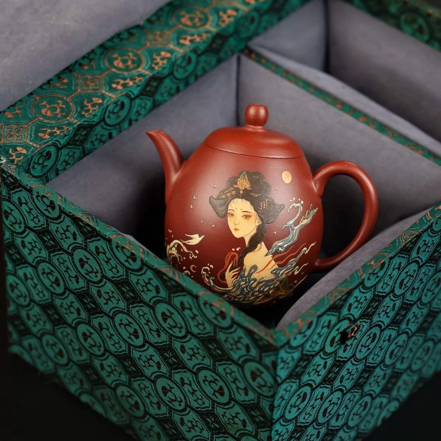 Song 180cc - Yixing Handmade Teapot 江苏宜兴