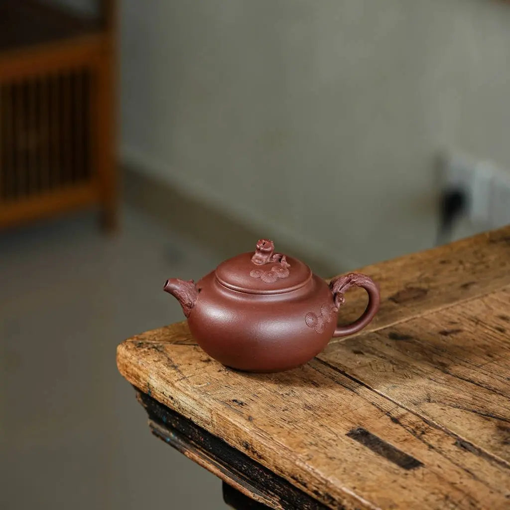 Song Qu 200cc - Yixing Handmade Teapot 江苏宜兴