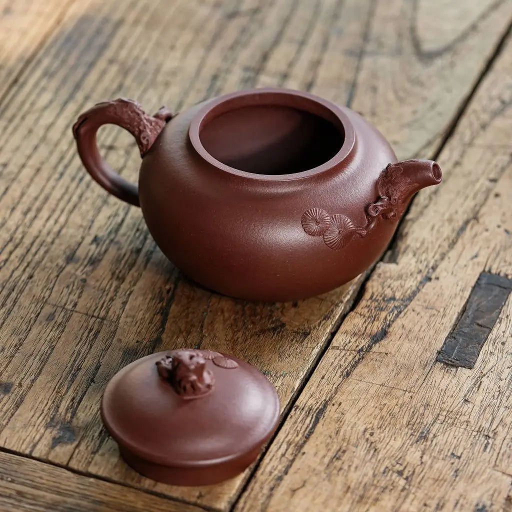 Song Qu 200cc - Yixing Handmade Teapot 江苏宜兴