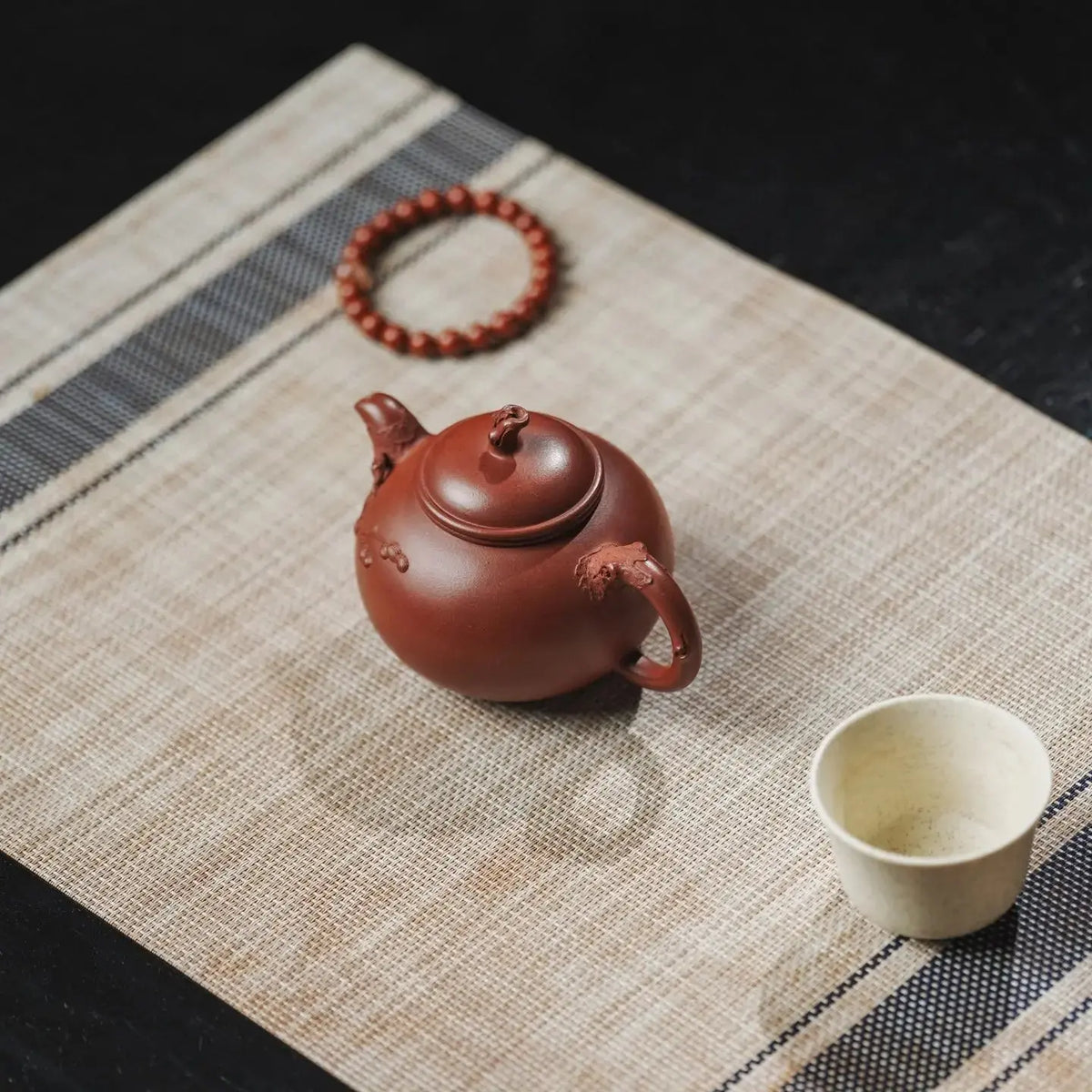 Song Ru Hu 190cc - Yixing Handmade Teapot 江苏宜兴