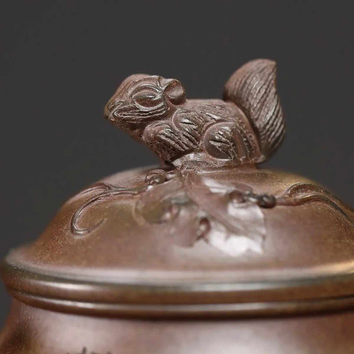 Song Shu Pan Hu 180cc - Yixing Handmade Teapot 江苏宜兴