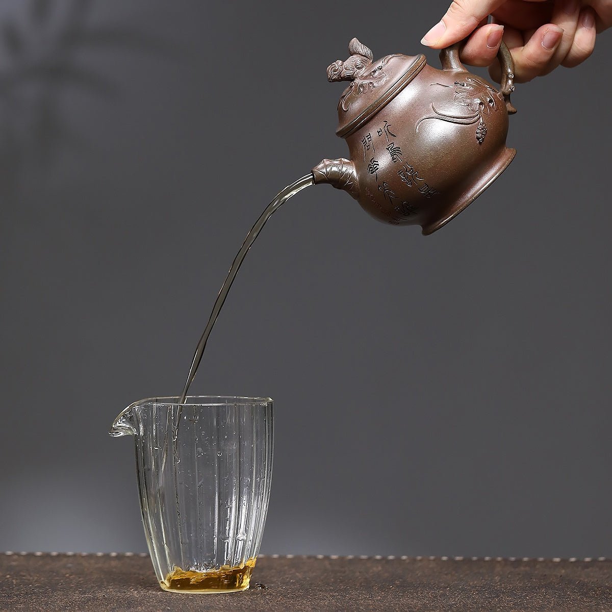 Song Shu Pan Hu 180cc - Yixing Handmade Teapot 江苏宜兴