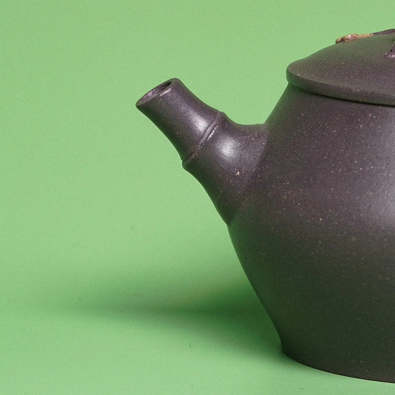 Song Zhu Mei 150cc - Yixing Handmade Teapot 江苏宜兴