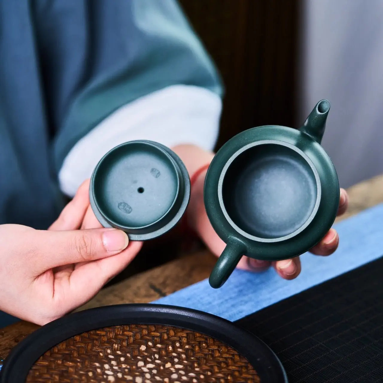 Su Ying 180cc - Yixing Handmade Teapot 江苏宜兴