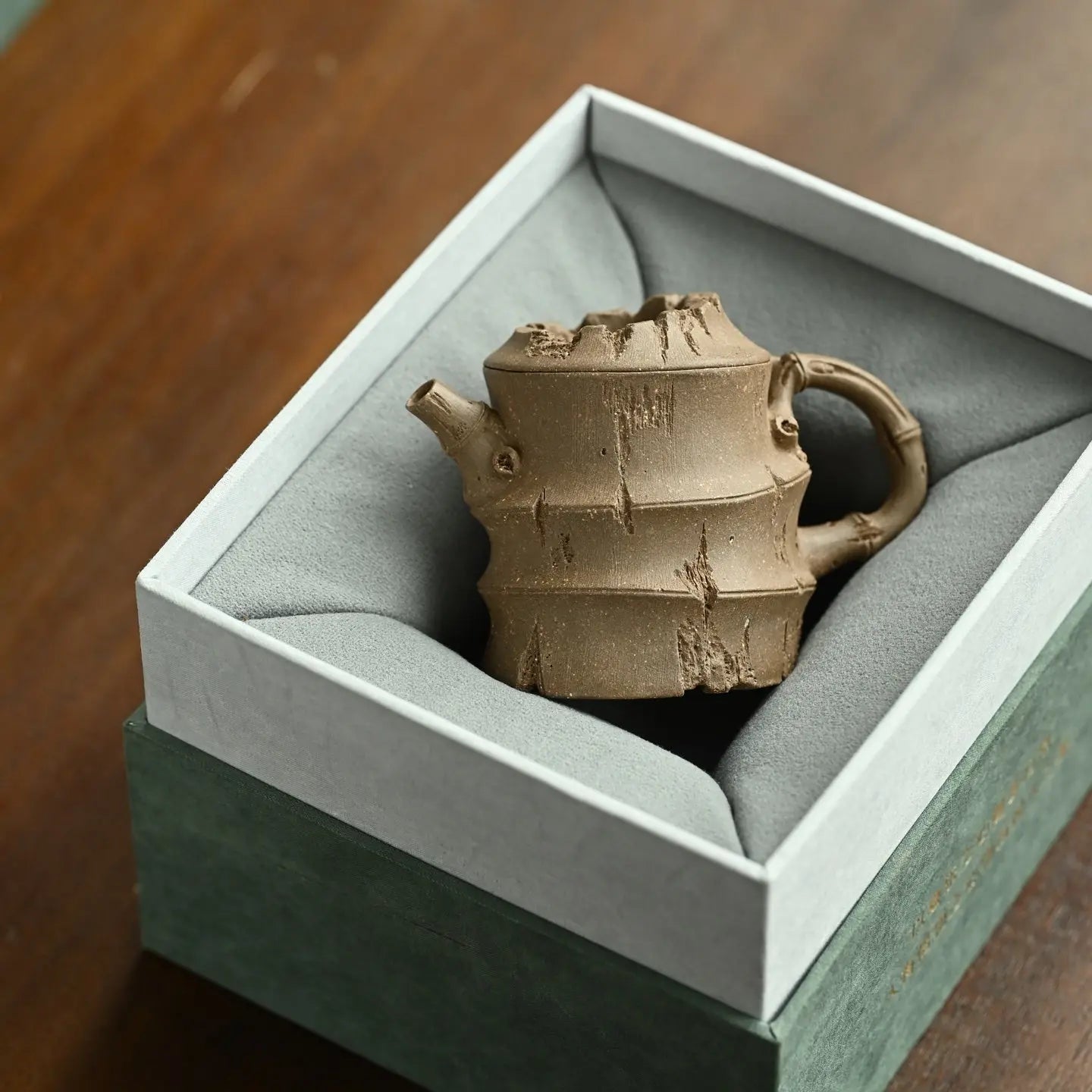 Ta Zhu 110cc - Yixing Handmade Teapot 江苏宜兴