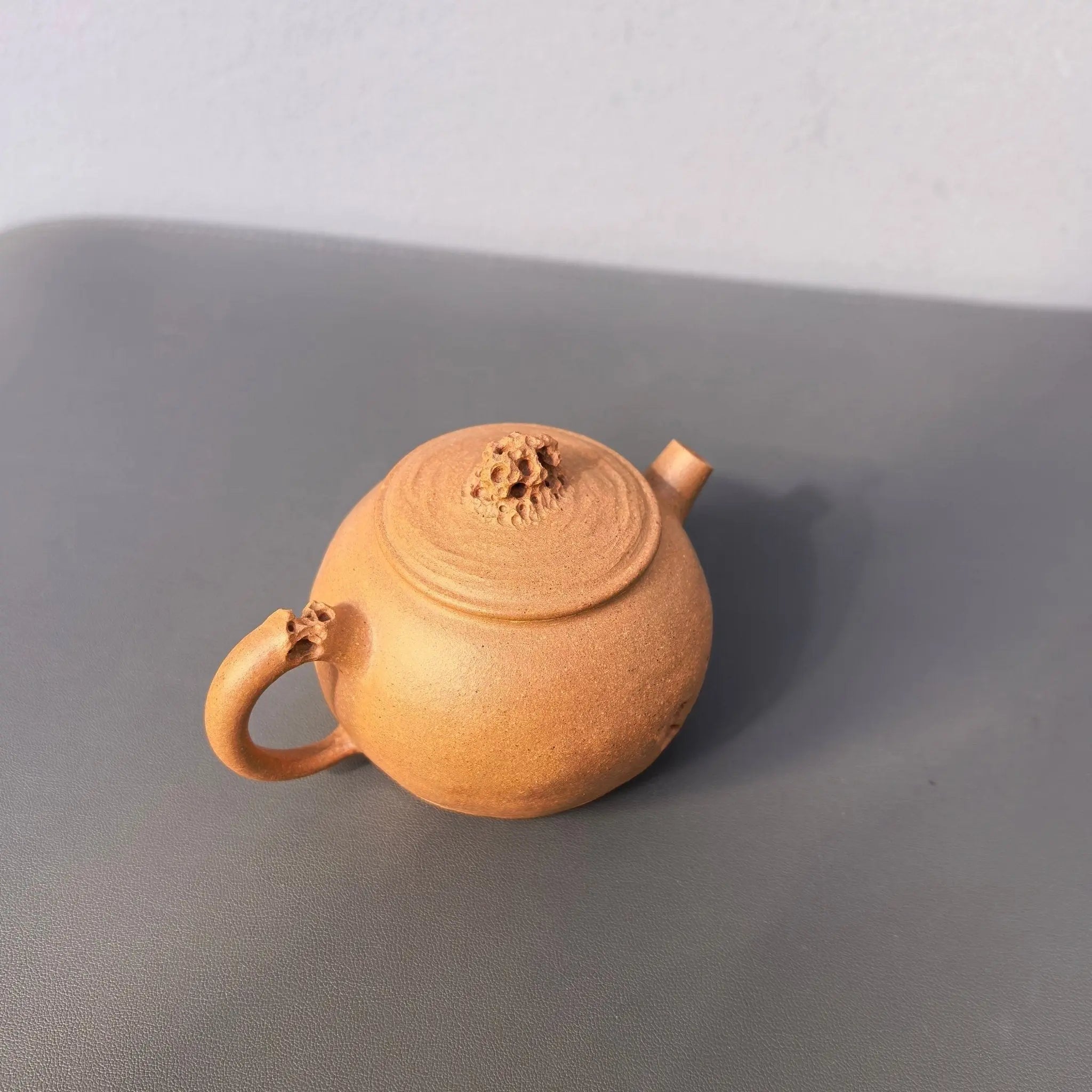 Tai Hu Shi Qu 140cc - Yixing Handmade Teapot 江苏宜兴
