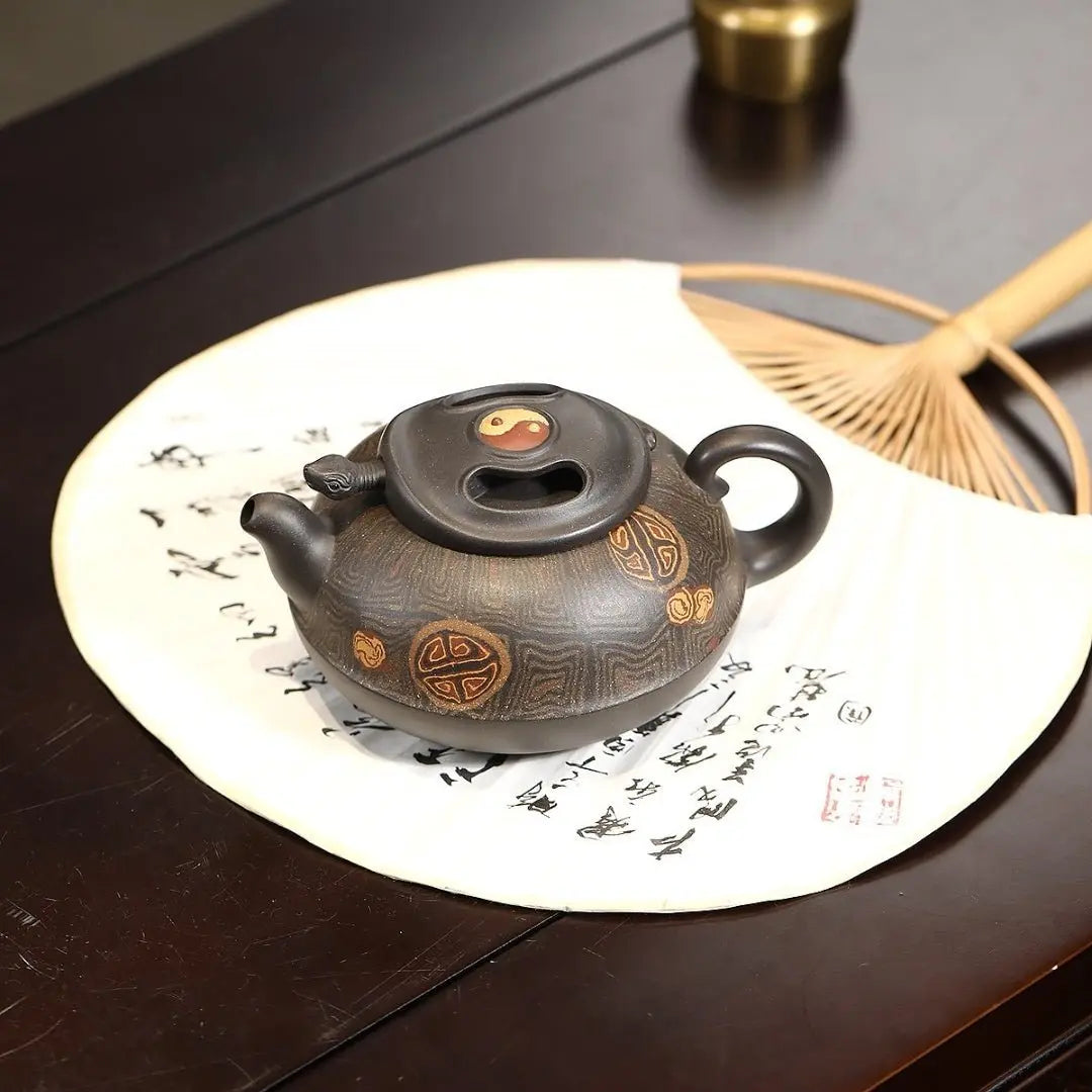 Tai Ji Yi Shou 240cc - Yixing Handmade Teapot 江苏宜兴